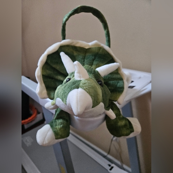 Green Triceratops Dinosaur Halloween or Easter basket - Picture 4 of 4